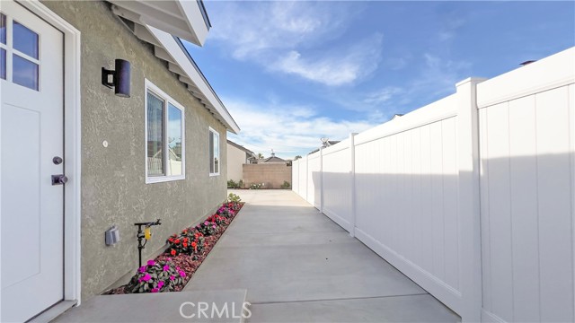 Detail Gallery Image 6 of 30 For 1534 E Algrove St, Covina,  CA 91724 - 2 Beds | 1 Baths