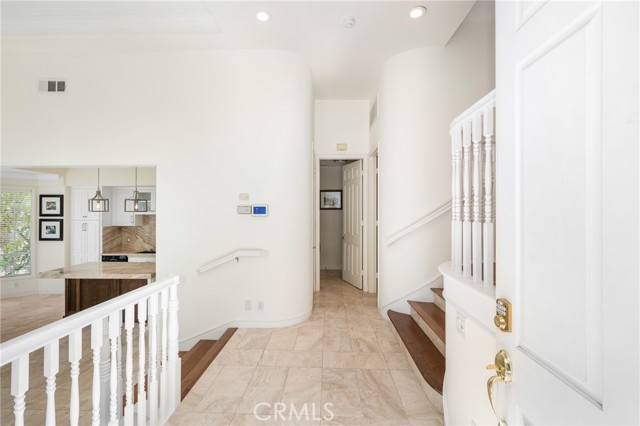 81 Chandon, Newport Coast CA: https://media.crmls.org/medias/5cedb097-3314-4fc1-97a2-73995221d6a8.jpg