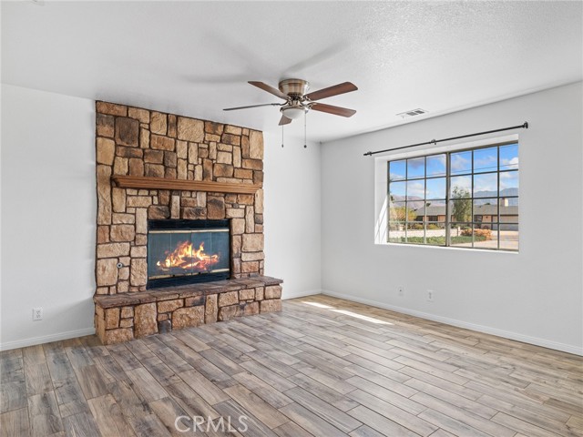 Detail Gallery Image 13 of 33 For 18896 Westlawn, Hesperia,  CA 92345 - 3 Beds | 2 Baths