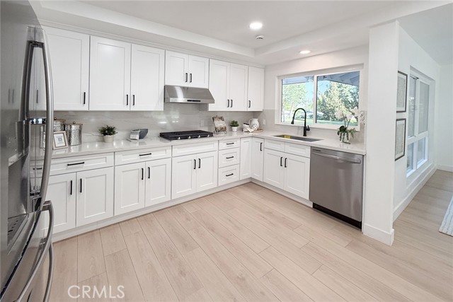 2225 Terraza Place, Fullerton CA: https://media.crmls.org/medias/5cee3cf7-b485-4505-b3b8-4a064760617e.jpg