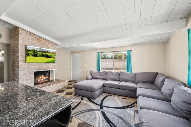 Detail Gallery Image 9 of 41 For 13540 Wilfrey Ave, La Mirada,  CA 90638 - 4 Beds | 2 Baths