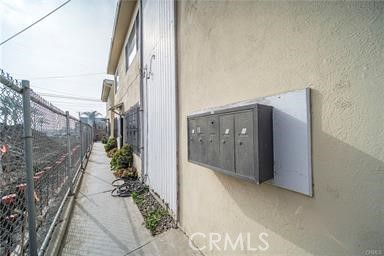 https://media.crmls.org/medias/5ceeea62-5cb8-4c55-a6cc-c0cd65d8823f.jpg?preset=X-Large
