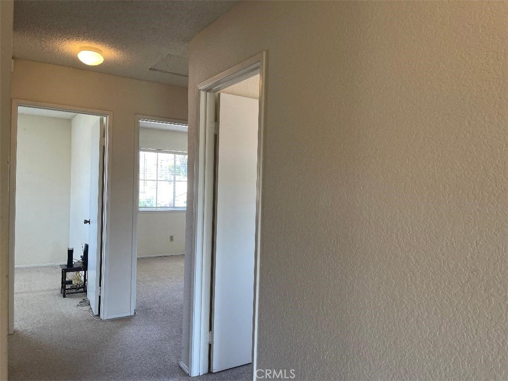 https://media.crmls.org/medias/5cefa407-b016-4dcf-a680-c0e5416f6ba3.jpg?preset=X-Large