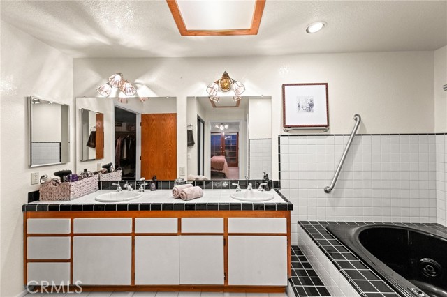 Detail Gallery Image 40 of 75 For 41590 De Portola Rd, Temecula,  CA 92592 - 5 Beds | 3 Baths