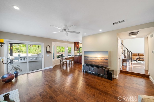 5347 E Big Sky Lane, Anaheim Hills CA: https://media.crmls.org/medias/5cf03ca8-4544-423f-b736-c6d81074fa6f.jpg