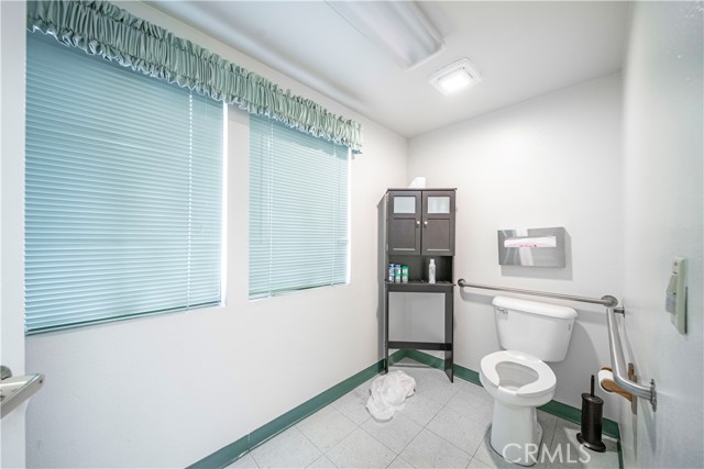 315 E Route 66, Glendora, California 91740, ,Commercial Lease,For Rent,315 E Route 66,CRCV25060682