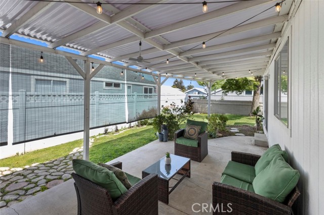 Detail Gallery Image 5 of 16 For 140 W Pioneer Ave #38,  Redlands,  CA 92374 - 2 Beds | 2 Baths