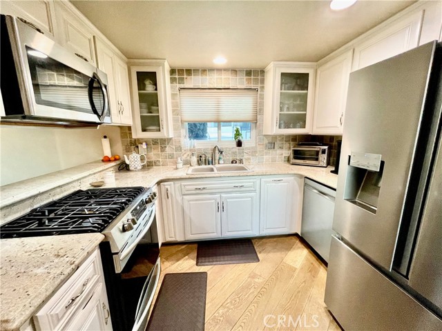 Detail Gallery Image 40 of 44 For 721 W 27th #1,  San Pedro,  CA 90731 - 2 Beds | 2/1 Baths