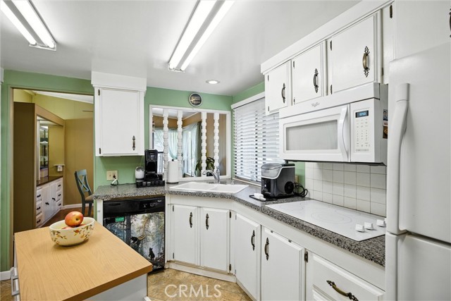 6595 Grandview Avenue, Magalia CA: https://media.crmls.org/medias/5cf0c4d3-0973-4460-9b03-d2b3055f073e.jpg