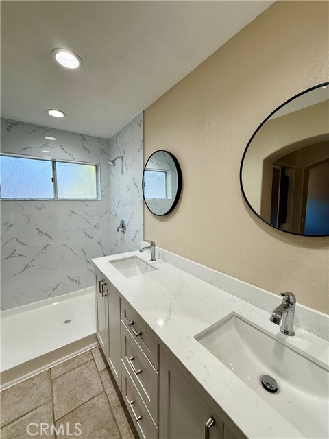 Detail Gallery Image 23 of 36 For 17 Barcelona, Aliso Viejo,  CA 92656 - 2 Beds | 2/1 Baths