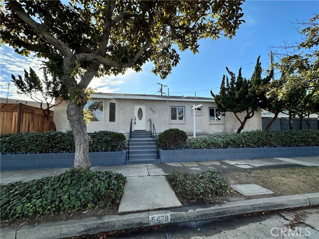 Detail Gallery Image 3 of 46 For 5478 E Pacific Coast, Long Beach,  CA 90804 - 3 Beds | 3 Baths