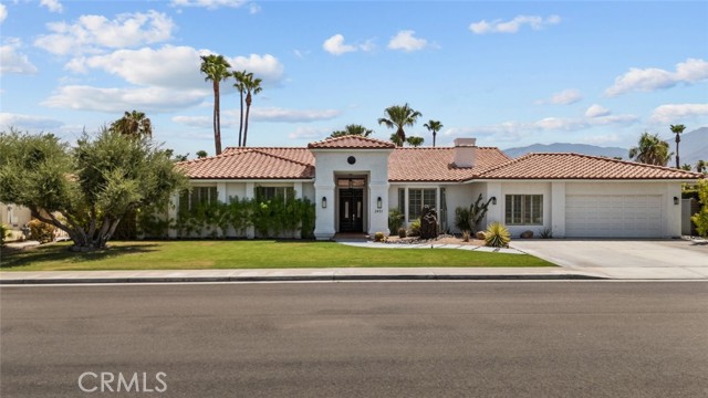 Detail Gallery Image 2 of 53 For 2451 Quincy Way, Palm Springs,  CA 92262 - 4 Beds | 3/1 Baths