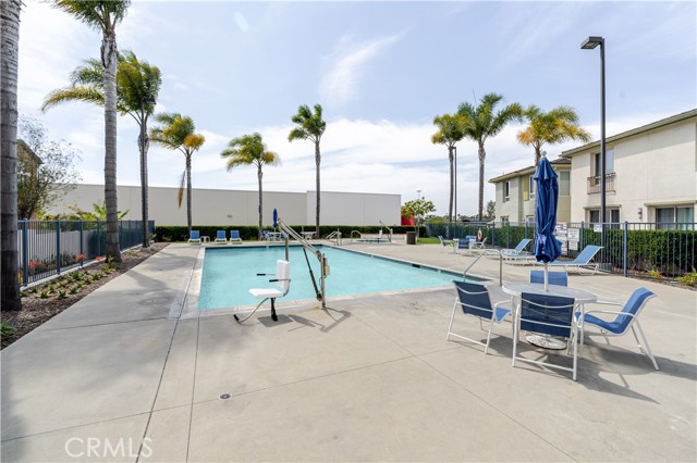Detail Gallery Image 44 of 55 For 12017 Rock Creek Ct, Hawthorne,  CA 90250 - 4 Beds | 2/1 Baths