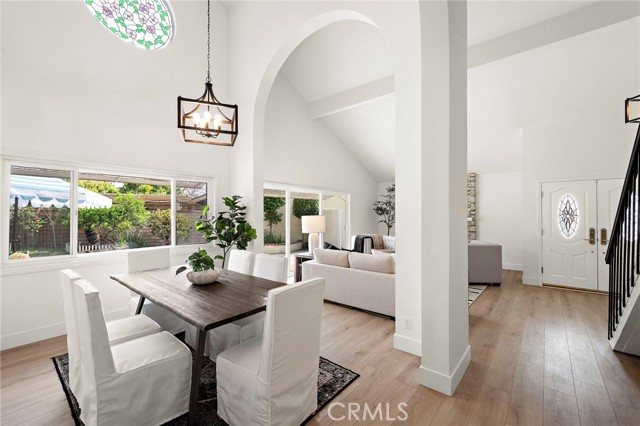 Image 8 of 43 For 22622 La Quinta Drive