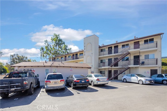 Detail Gallery Image 2 of 7 For 16925 Prairie, Torrance,  CA 90504 - – Beds | – Baths