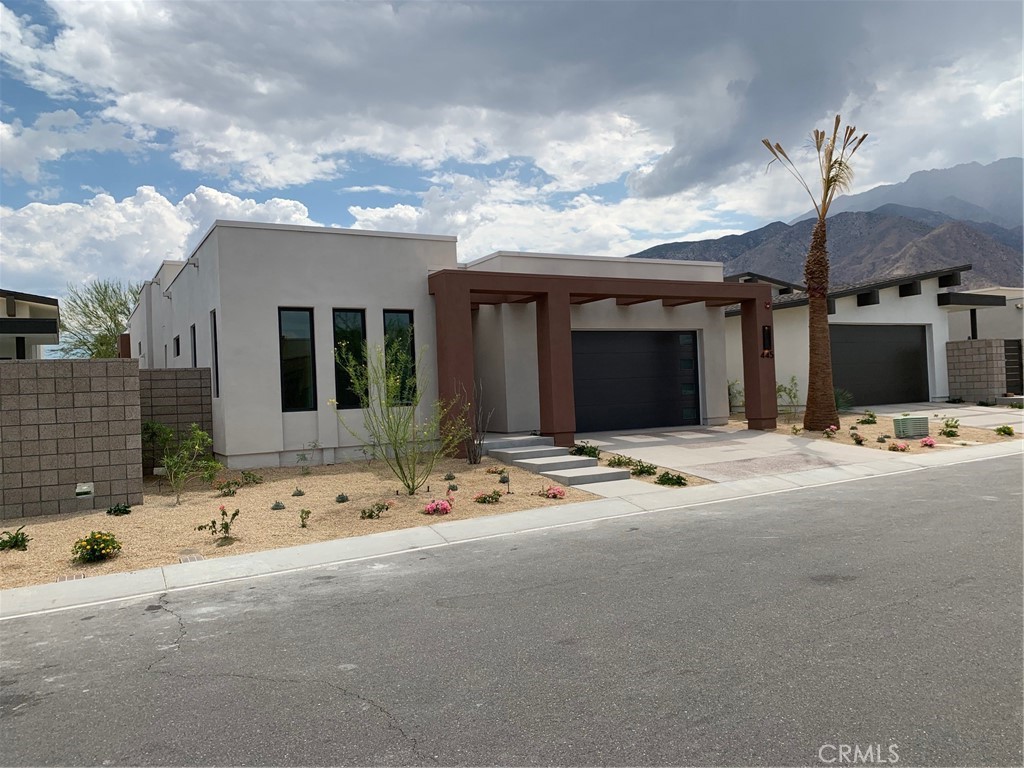445 Fountain Drive, Palm Springs, CA 92262