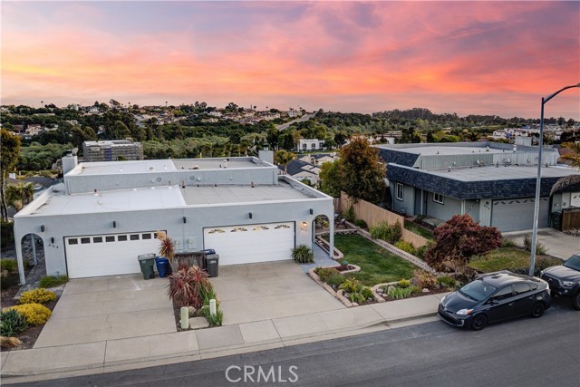 Detail Gallery Image 24 of 26 For 650 Vista Pacifica Cir, Pismo Beach,  CA 93449 - 2 Beds | 2/1 Baths