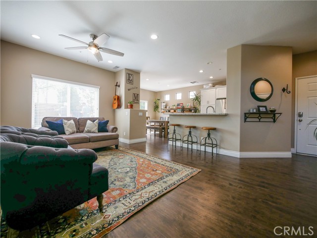 Detail Gallery Image 16 of 34 For 1064 Moreno Way, Placentia,  CA 92870 - 3 Beds | 2/1 Baths