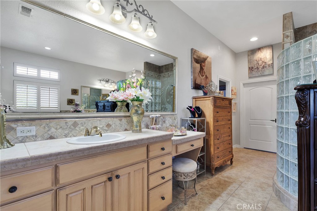 MLS #HD26145572 image #18