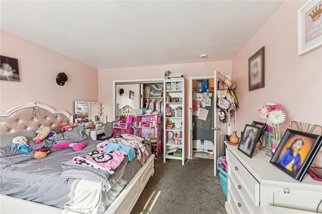 Detail Gallery Image 20 of 38 For 342 W 56th, Los Angeles,  CA 90037 - 8 Beds | 4 Baths