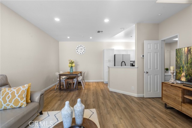 Detail Gallery Image 8 of 34 For 311 Falcon Creek, Irvine,  CA 92618 - 1 Beds | 1/1 Baths