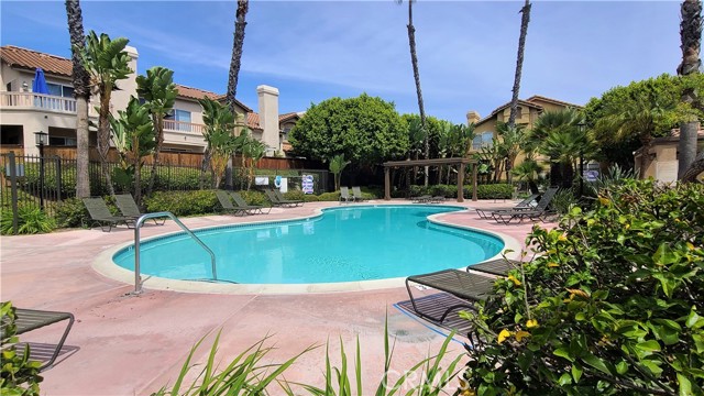 Detail Gallery Image 9 of 30 For 18 Lighthouse, Aliso Viejo,  CA 92656 - 3 Beds | 2/1 Baths