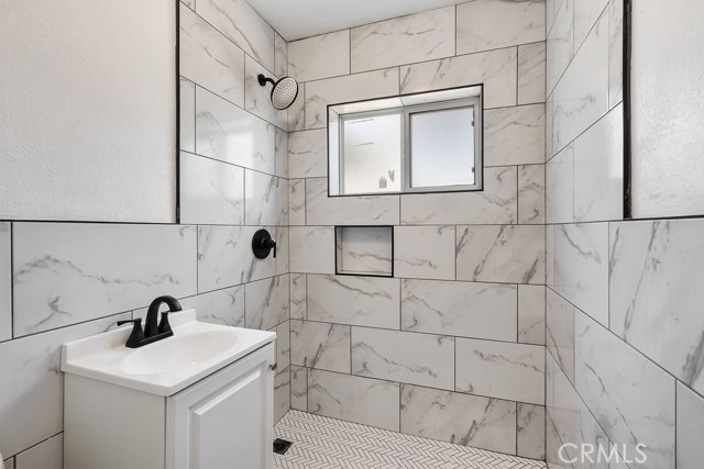 19170 Envoy Avenue, Corona CA: https://media.crmls.org/medias/5cf79842-9c22-4c01-a822-38c543ce36cc.jpg