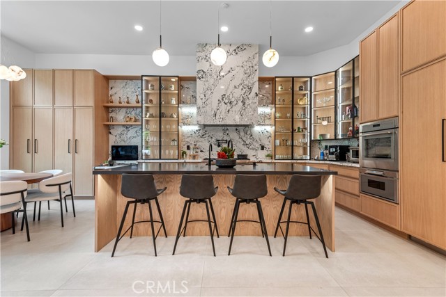 25410 PRADO DE LAS BELLOTAS, Calabasas CA: https://media.crmls.org/medias/5cf7a9ea-1b78-4fba-8caf-76df09c2f065.jpg