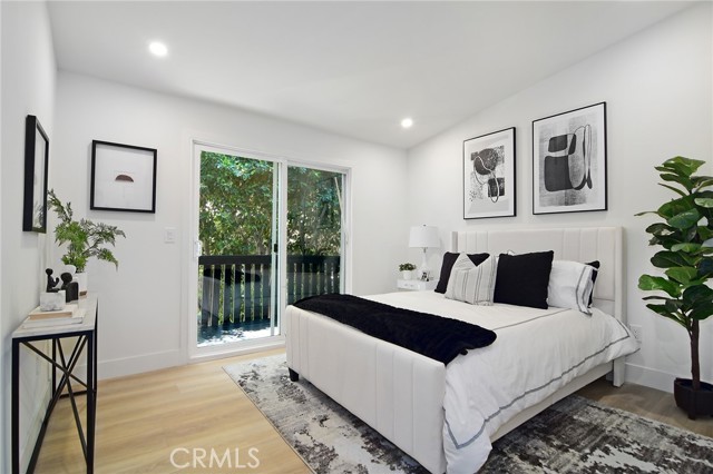 Detail Gallery Image 29 of 65 For 22284 Avenue San Luis, Woodland Hills,  CA 91364 - 6 Beds | 5/1 Baths