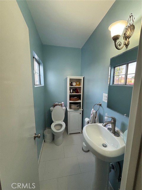 Detail Gallery Image 14 of 29 For 11620 Strathern St, North Hollywood,  CA 91605 - 2 Beds | 2 Baths