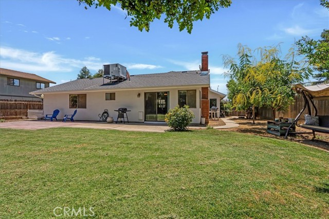 801 Vine St, Exeter CA: https://media.crmls.org/medias/5cf94ab1-4942-4bba-8991-f67702aa58d2.jpg