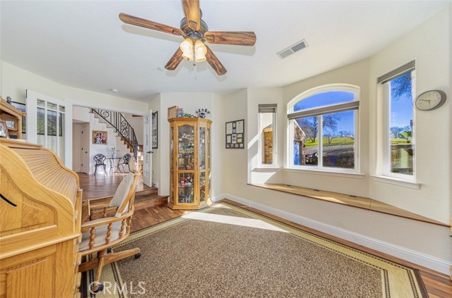 Detail Gallery Image 10 of 60 For 33099 Road 800, Raymond,  CA 93653 - 5 Beds | 3 Baths