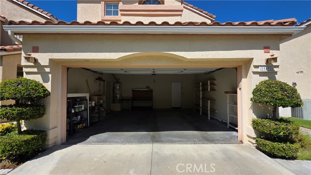 19431 San Marino Court, Newhall CA: https://media.crmls.org/medias/5cf97da2-59a9-47d2-b9da-e55ca429cd17.jpg