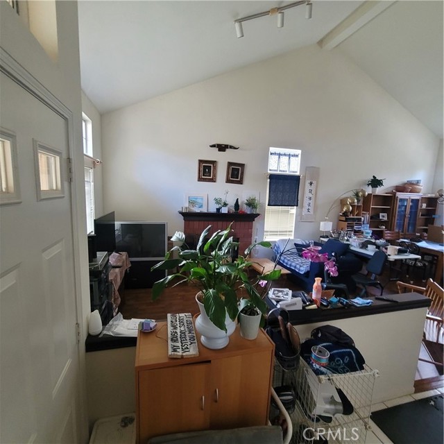 1731 Oneida Place photo 2