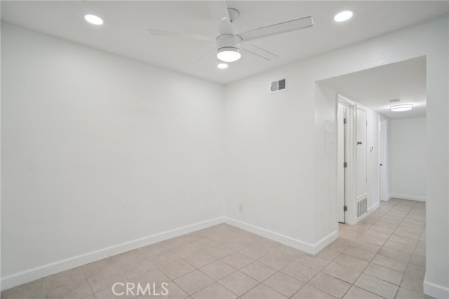 Detail Gallery Image 15 of 39 For 1044 Cabrillo Park Dr #B,  Santa Ana,  CA 92701 - 2 Beds | 1 Baths