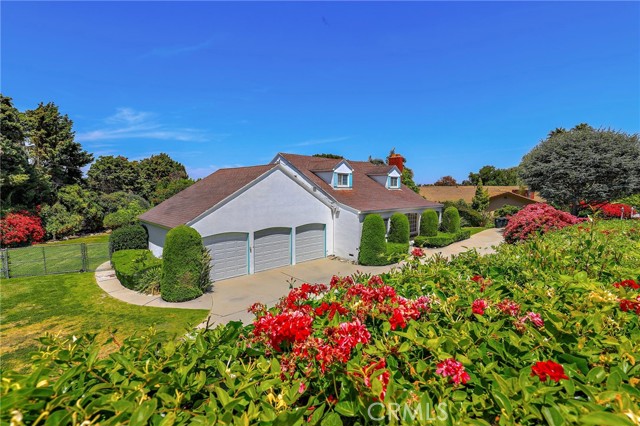 17 Hidden Valley Road, Rolling Hills Estates, California 90274, 4 Bedrooms Bedrooms, ,3 BathroomsBathrooms,Residential,Sold,Hidden Valley,SB22124743
