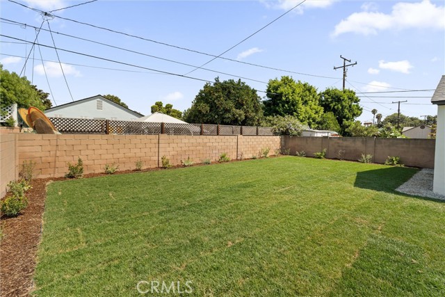 213 N Flower Street, Orange CA: https://media.crmls.org/medias/5cfaa446-33fa-45a0-a851-f6eb05731e7a.jpg