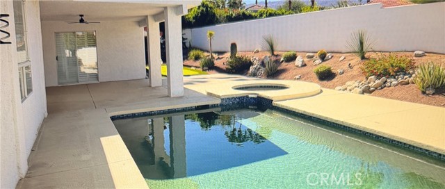 47215 Heliotrope, Palm Desert, CA 92260