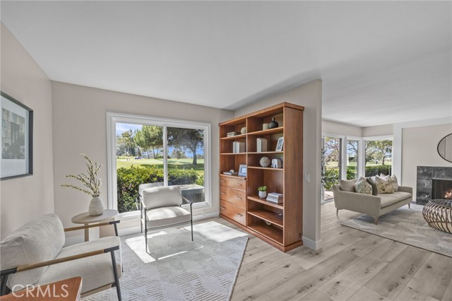 9 Las Brisas, Irvine CA: https://media.crmls.org/medias/5cfbce25-f5b1-4c7f-88c9-c3b00e7b89d8.jpg