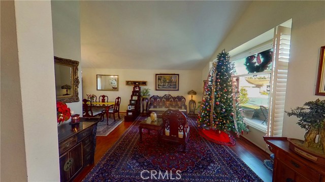 4 Bed Home for Sale in Saugus, California