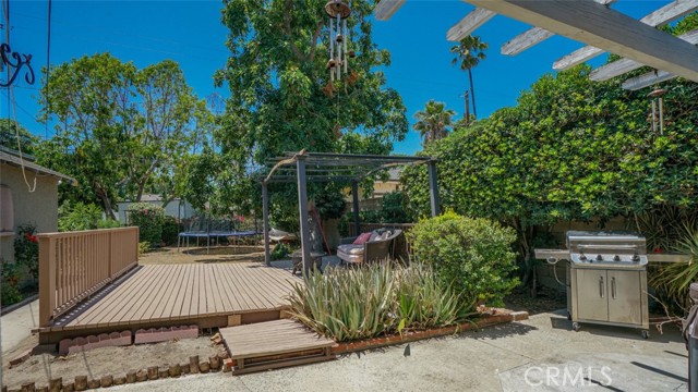 525 N Mariposa Street, Burbank CA: https://media.crmls.org/medias/5cfc6614-1a58-4707-8c32-7346066fe51b.jpg