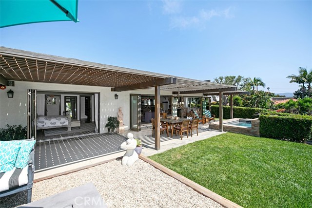 Detail Gallery Image 35 of 39 For 228 Ledroit St, Laguna Beach,  CA 92651 - 4 Beds | 3/1 Baths