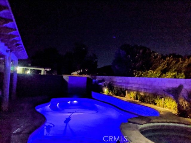 Detail Gallery Image 6 of 18 For 1800 Windermere Dr, Lancaster,  CA 93534 - 3 Beds | 2 Baths