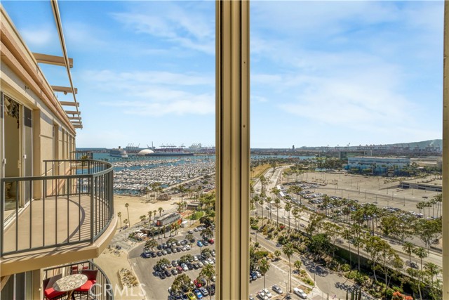 850 E Ocean Boulevard, Long Beach CA: https://media.crmls.org/medias/5cfd4add-dc6d-4ae6-a6e1-1f114079b784.jpg