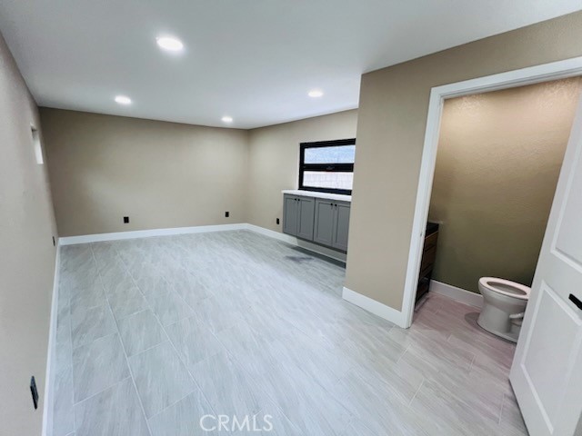 https://media.crmls.org/medias/5cfd6975-4c4b-4def-ac87-dd13c44d695d.jpg?preset=X-Large