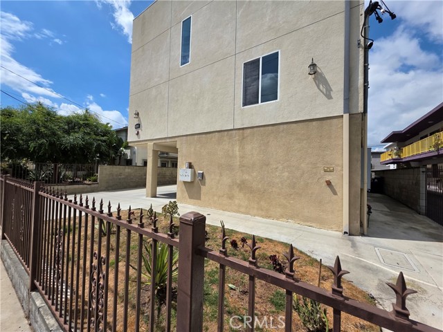 Detail Gallery Image 27 of 28 For 5321 Auckland #1,  North Hollywood,  CA 91601 - 3 Beds | 2/1 Baths