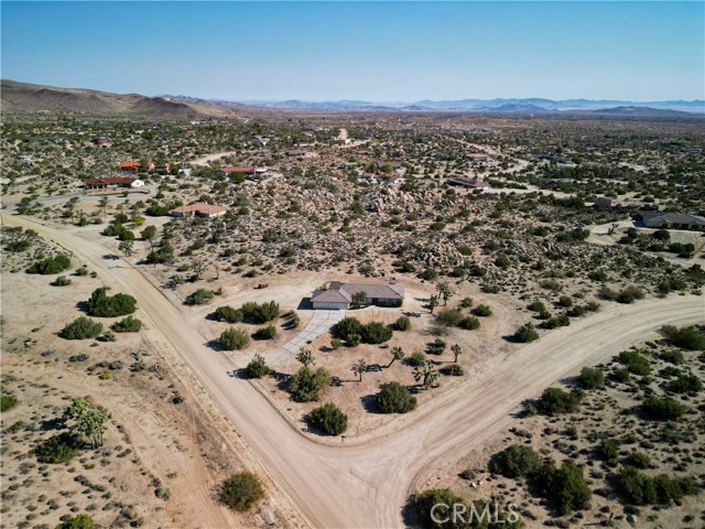 5601 Grand Avenue, Yucca Valley CA: https://media.crmls.org/medias/5d009755-0a0f-41ae-b5cb-1794dd92d1d7.jpg