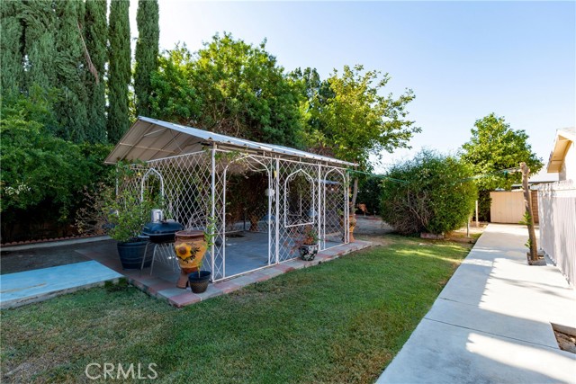 6340 Wilbur Avenue photo 15