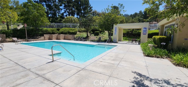 Detail Gallery Image 14 of 16 For 28504 Lucca Ct, Lake Forest,  CA 92679 - 2 Beds | 2 Baths