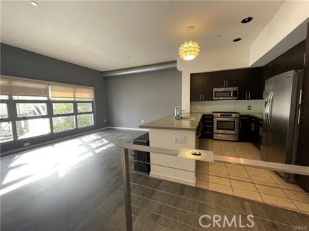 133 The Promenade N, Long Beach CA: https://media.crmls.org/medias/5d034b65-5aaa-4e8f-9e59-4c4dc14e4960.jpg